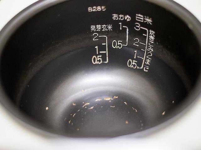 🍚锅里那层涂层掉啦，还能用吗？专家告诉你！