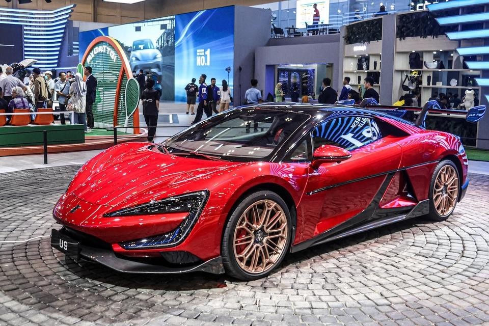 ⚡️比亚迪:真香!这速度,世界第一!