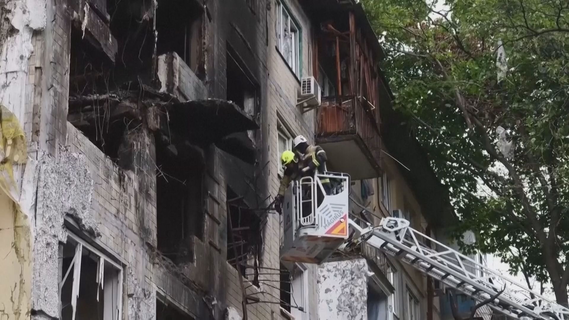 💥乌克兰：俄军猛攻，首都惊魂！4人遇难，竟包括12岁女孩！