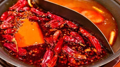 ⚠️惊！男孩火锅里尿尿，惨遭索赔！