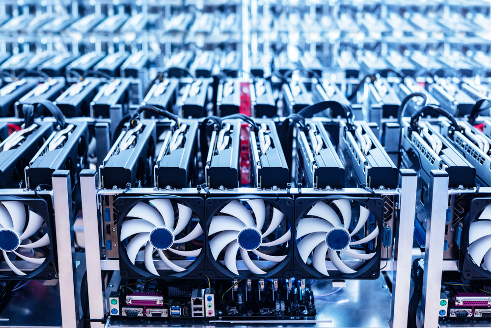 💰9月狂挖736枚比特币!壕企稳藏超5万枚!