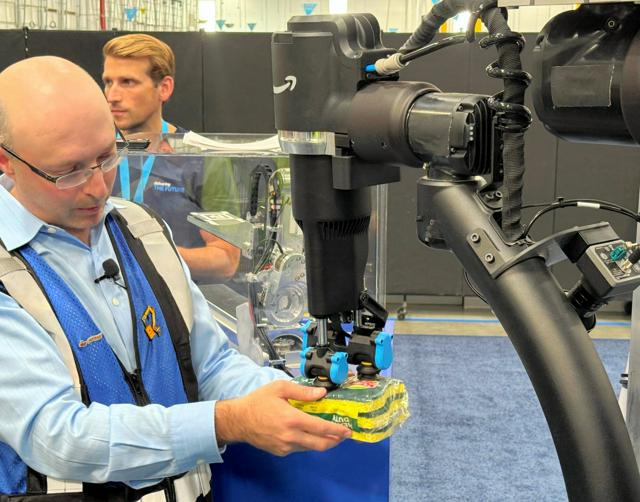 🤖 亚马逊仓库:AI机器人来袭,50万人的饭碗要不保?