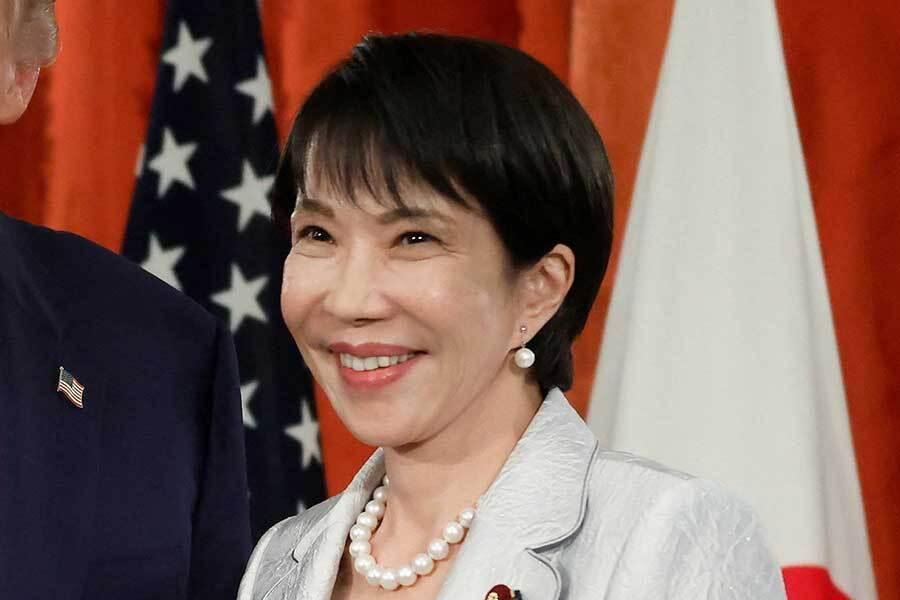 👑忙到分身?高市总理优雅露面,惊艳全场!