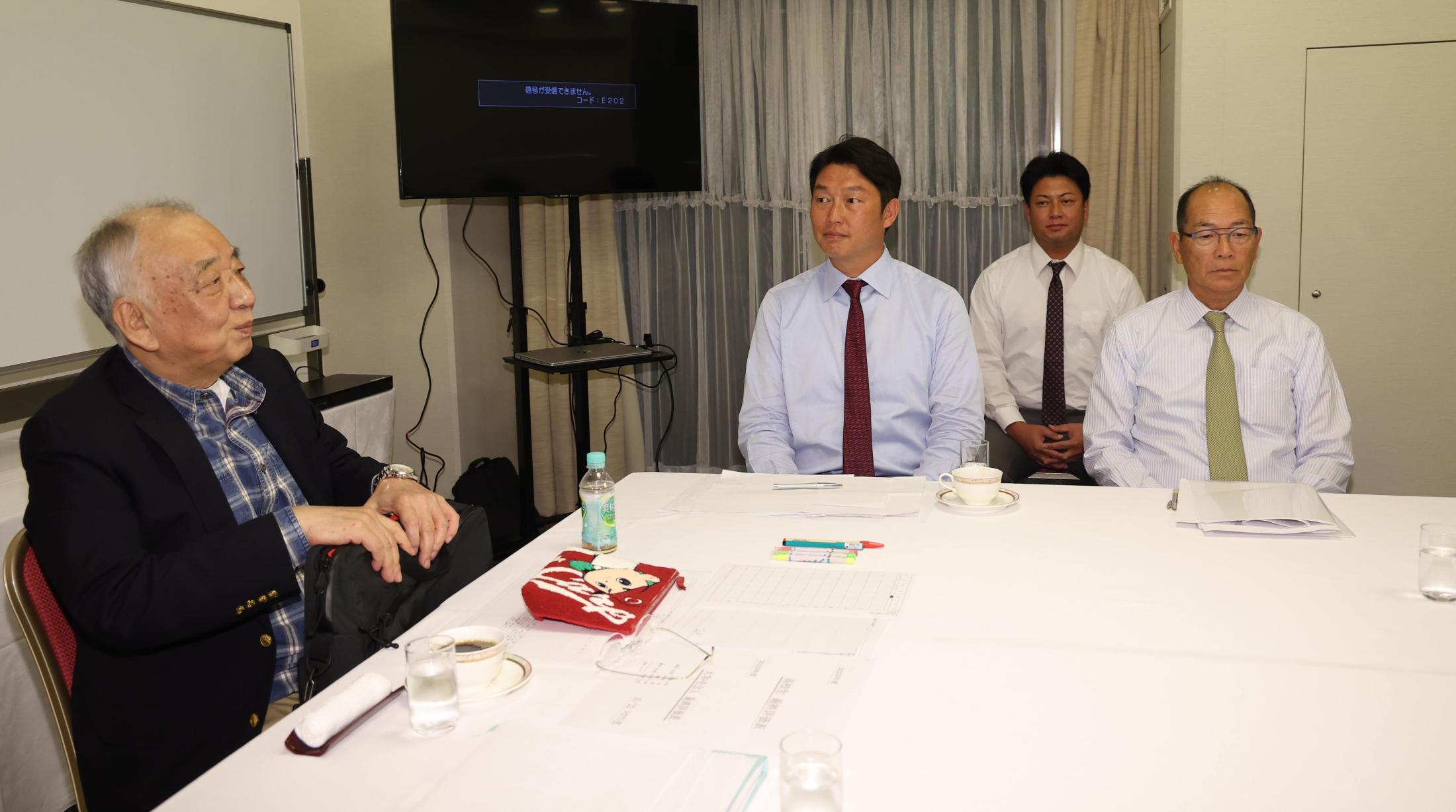 🔥広島：新帅力拔头筹！誓抢右投，豪气冲天！