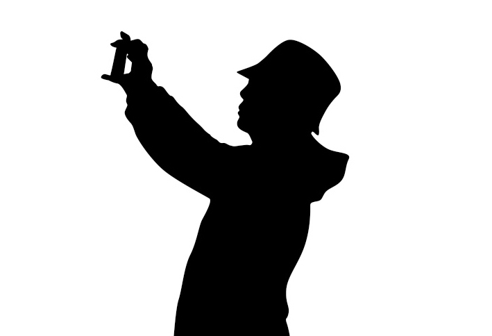 🚨境外人员偷拍韩国军营？！7人被抓！