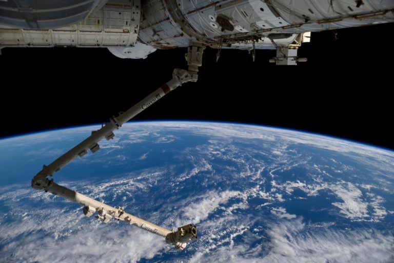 🚀 井上宇宙飞船:补给到家,惊喜不断!