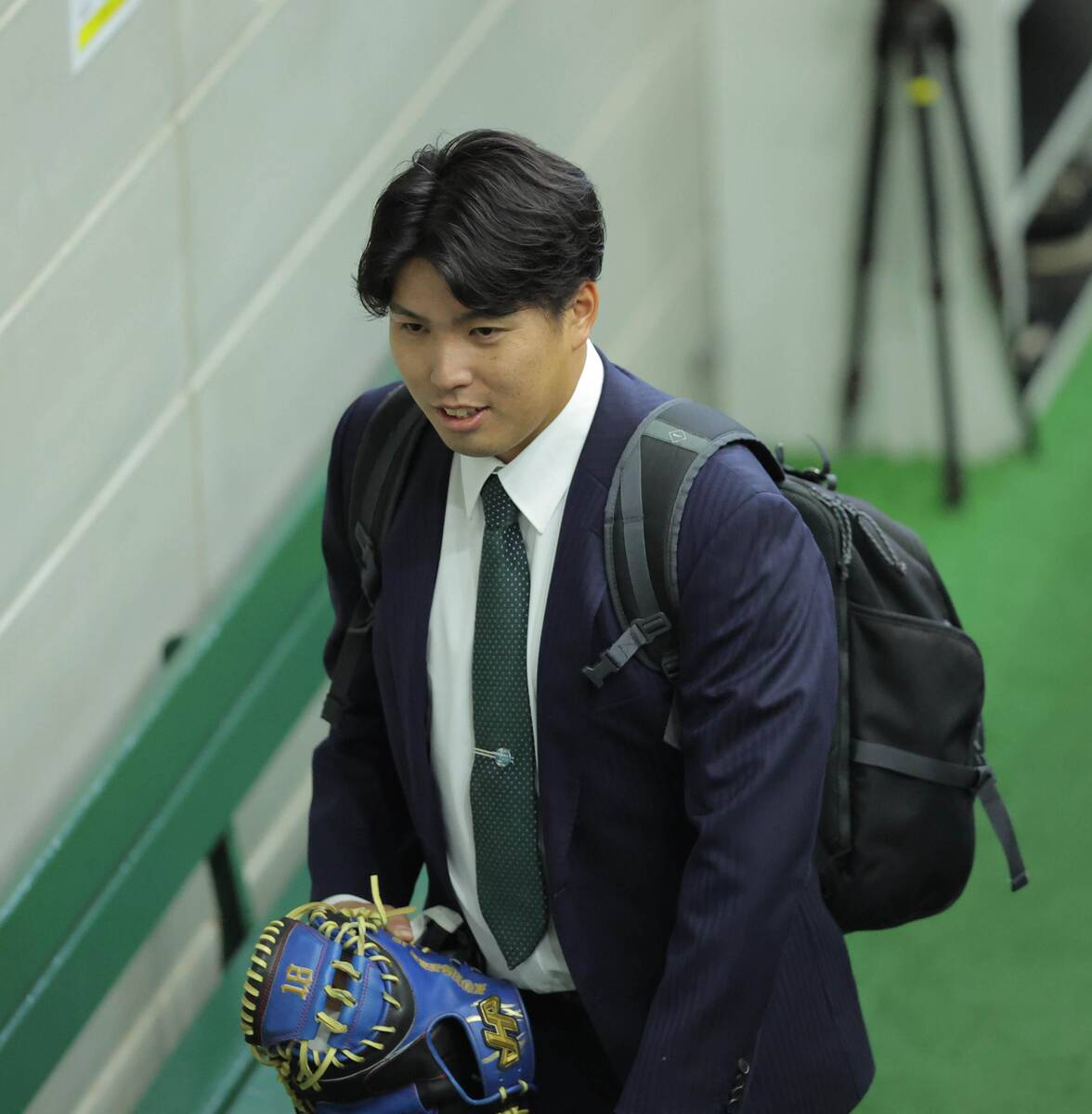 💥昔的王牌，如今落魄！阪神一哥被扫地出门！