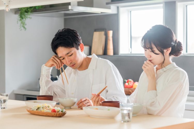 💔 他像电视剧一样…被“胜男”折磨的她！