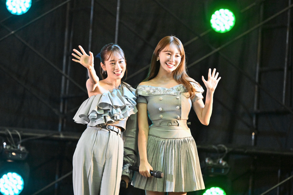 ✨前田敦子重现握手会！粉丝：我的青春回来了！