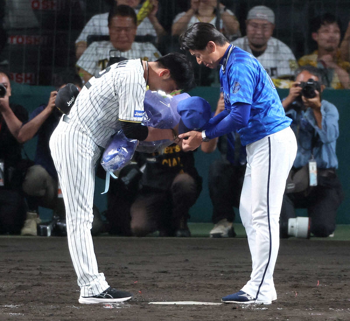 ⚾️ 阪神藤川：这一回头，胜负已定！
