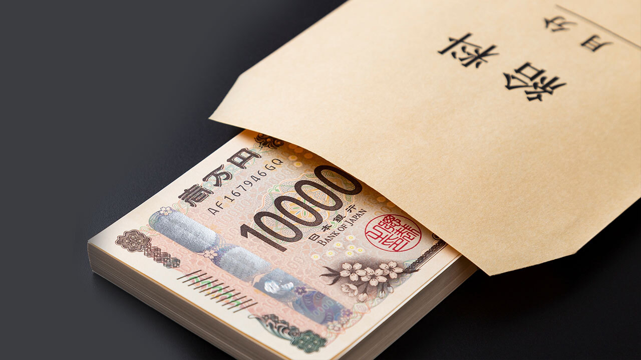 💰20岁收入真相:多数人想超400万,现实却…