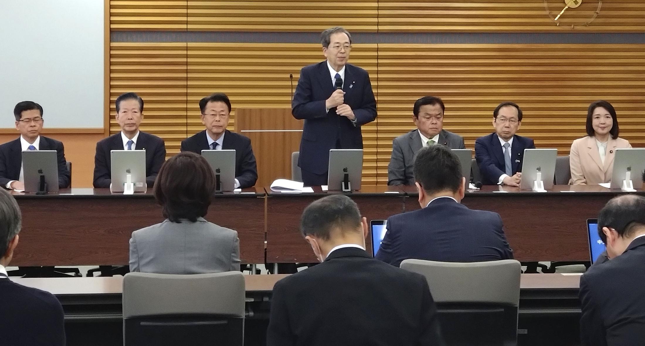 🚨宪法遭改动？！自民党暗箱操作，后果堪忧！