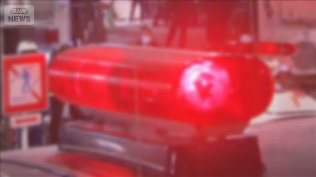 💥停车场惊魂！四车连撞，七旬老妇重伤！