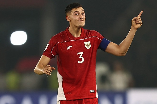 💥伸冤!印尼队长怒斥裁判:握手被拒,亚洲杯梦碎!