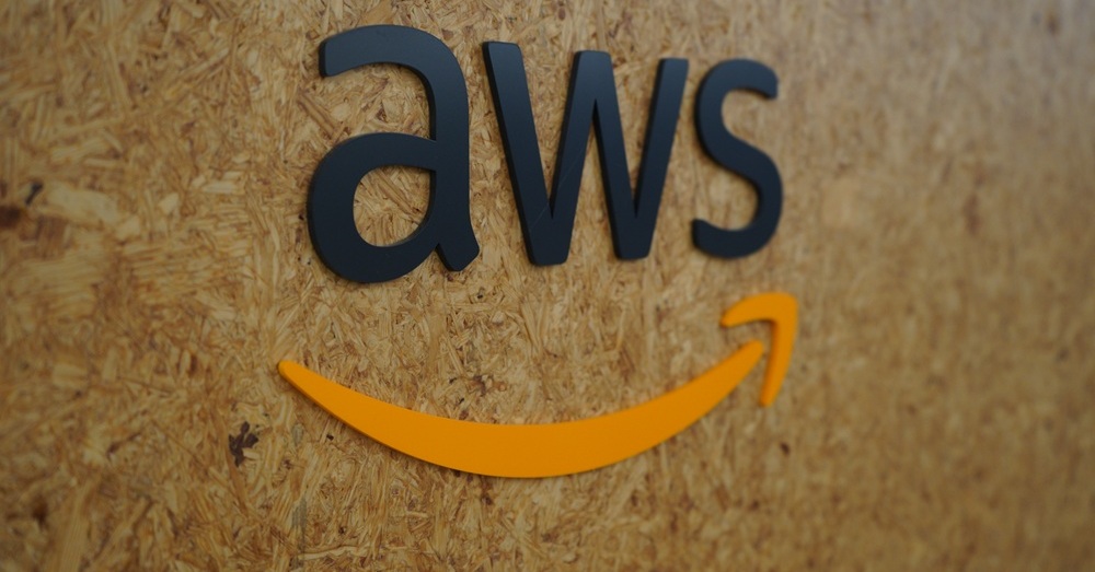 💥AWS崩了！美东瘫痪，Zoom、任天堂全受波及！