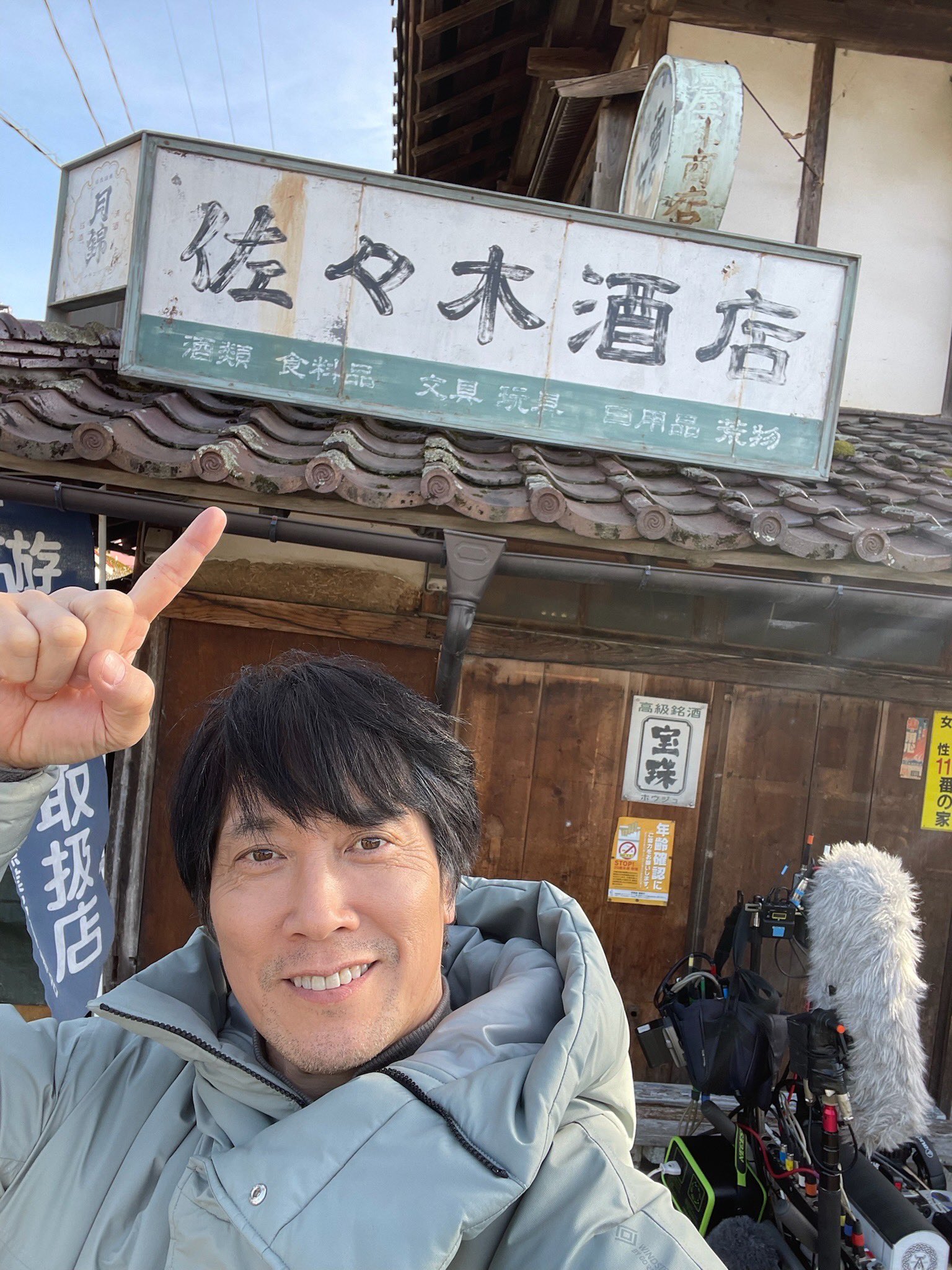 🍺45岁晨间剧女主：醉酒独酌，美得让人心疼！