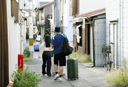 💥民宿乱象！大阪29地暂停招租，只剩3地“一如既往”。