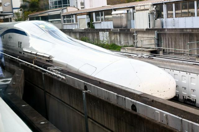 🚧 巨额超支！磁悬浮列车，花钱如流水！