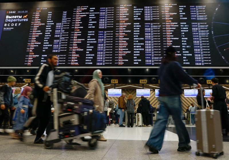 🇯🇵💴 卢布贬值！俄游客签证申请暴涨，日本急扩容！