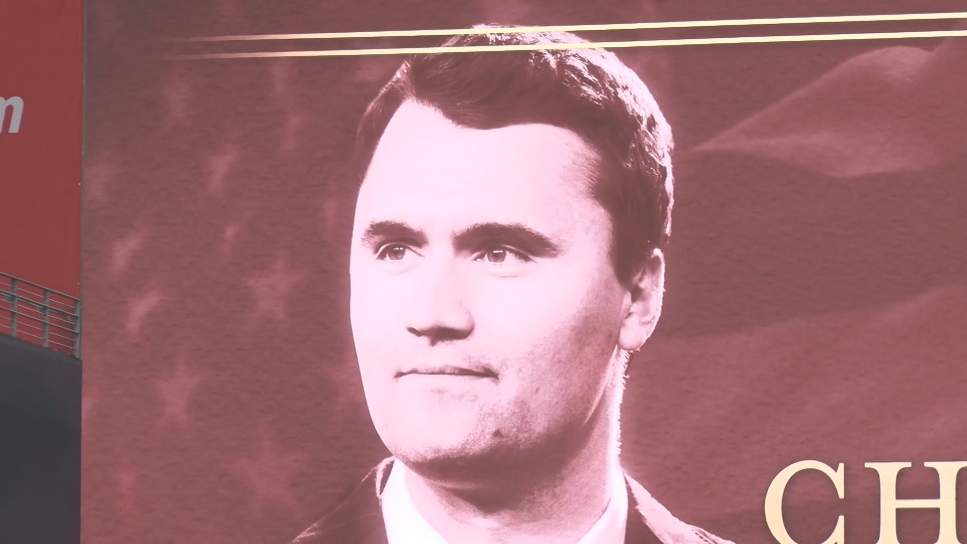 💥震惊！为杀人犯欢呼？6人签证被取消！