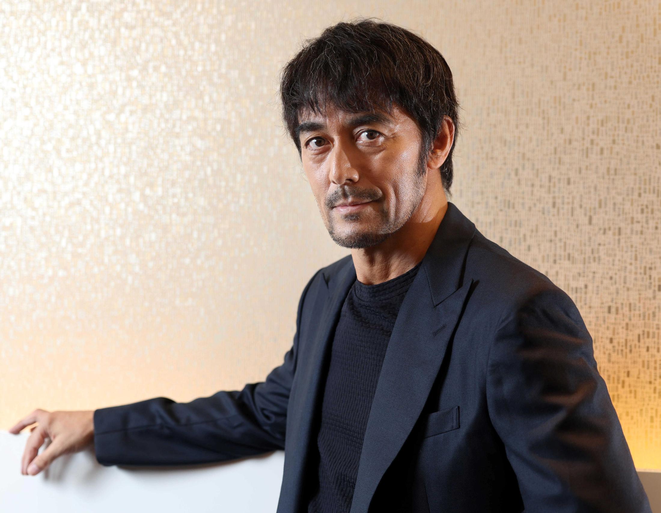 🔥阿部宽:不玩社交媒体?“靠演技就够了!”