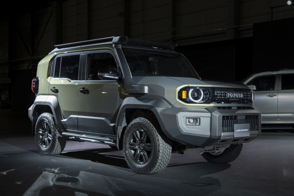 🔥硬派越野王归来！新“陆巡FJ”挑战卫士90！