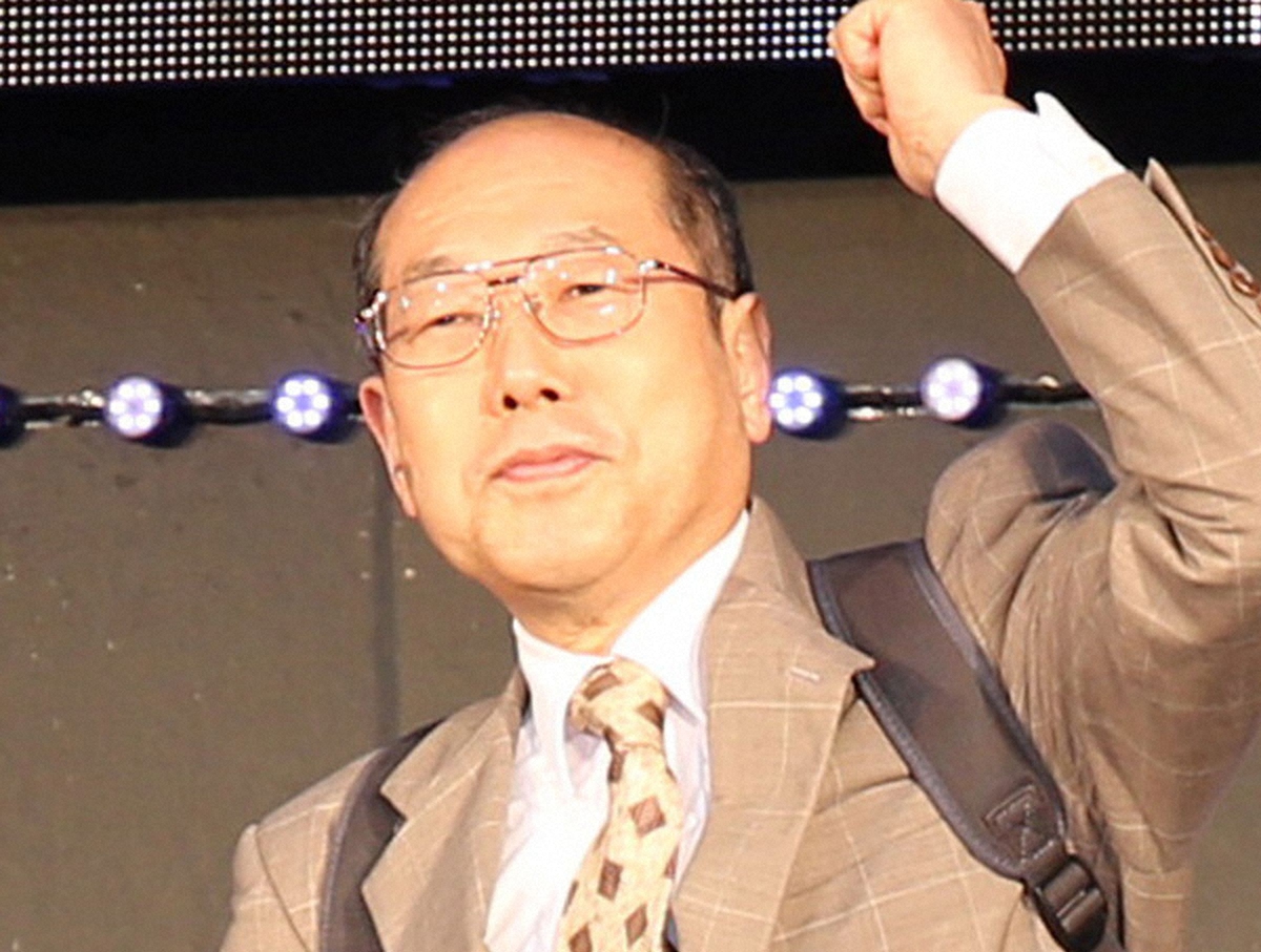 💰7亿身家!住大house?独居男的回应亮了!