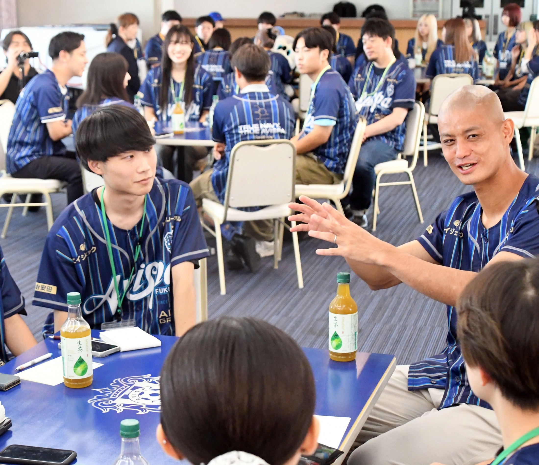 🔥福岡足球：大学生力挺！摆脱垫底，燃爆主场！