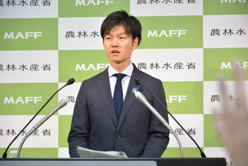 🍚 农业大臣：稻米政策说辞变了？被质疑后急忙辩解！