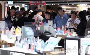 🇰🇷 中秋节，韩国买买买！中国游客掀起消费狂潮！ 封面