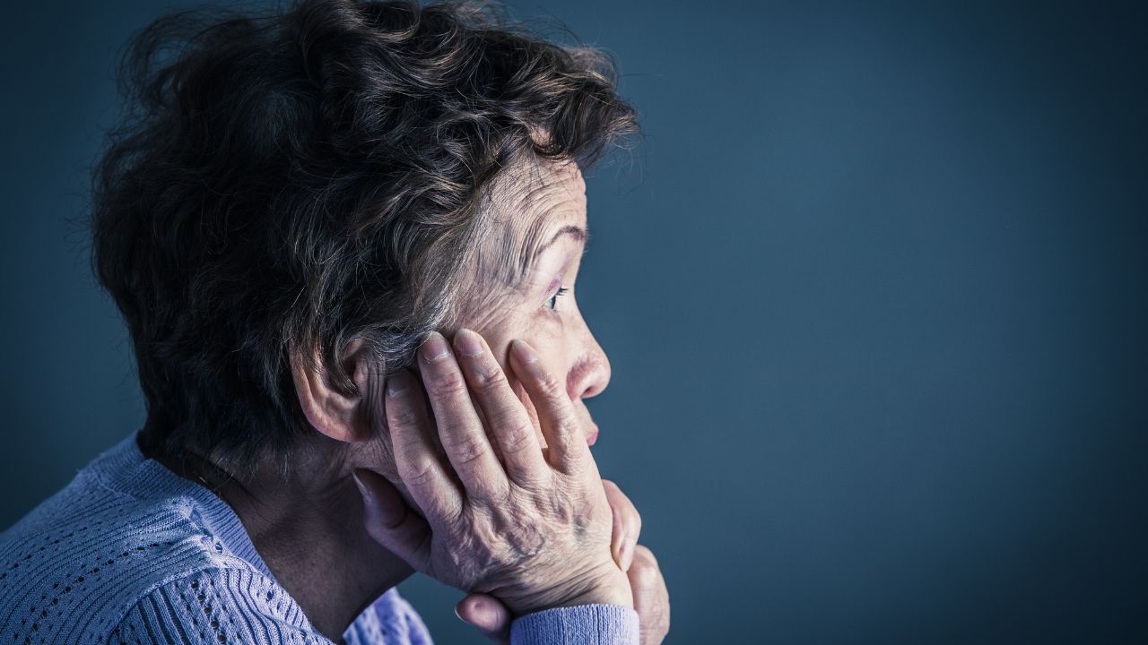 👵唉，又来了…月12万养老金，70岁奶奶也觉得10岁孙子是负担！