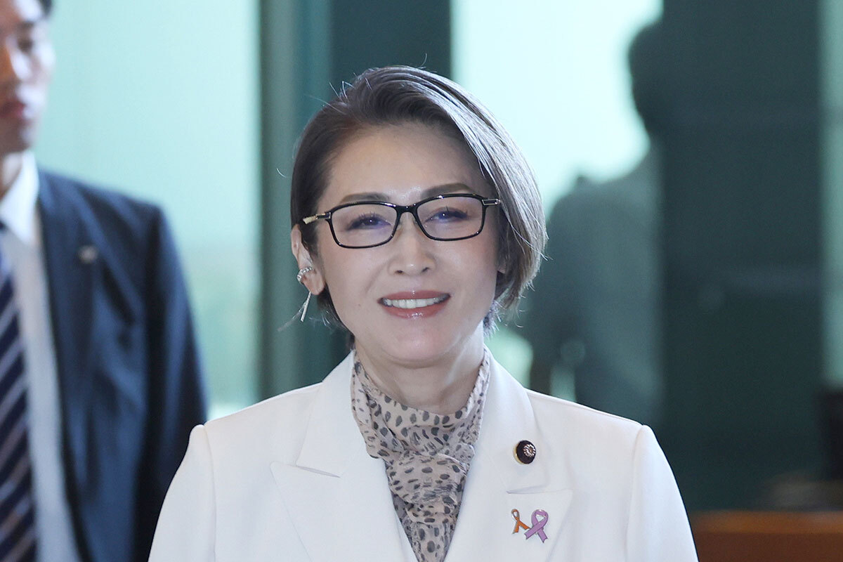 💥7.3兆巨额预算,大臣30秒草草了事!网友怒了!