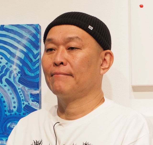 💥笑星下跪道歉?名嘴千原竟也栽了!