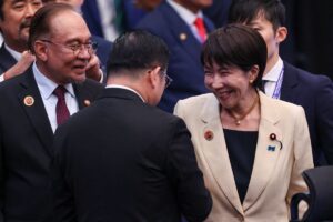 ✨高市早苗：这礼貌，让人心动！ 封面