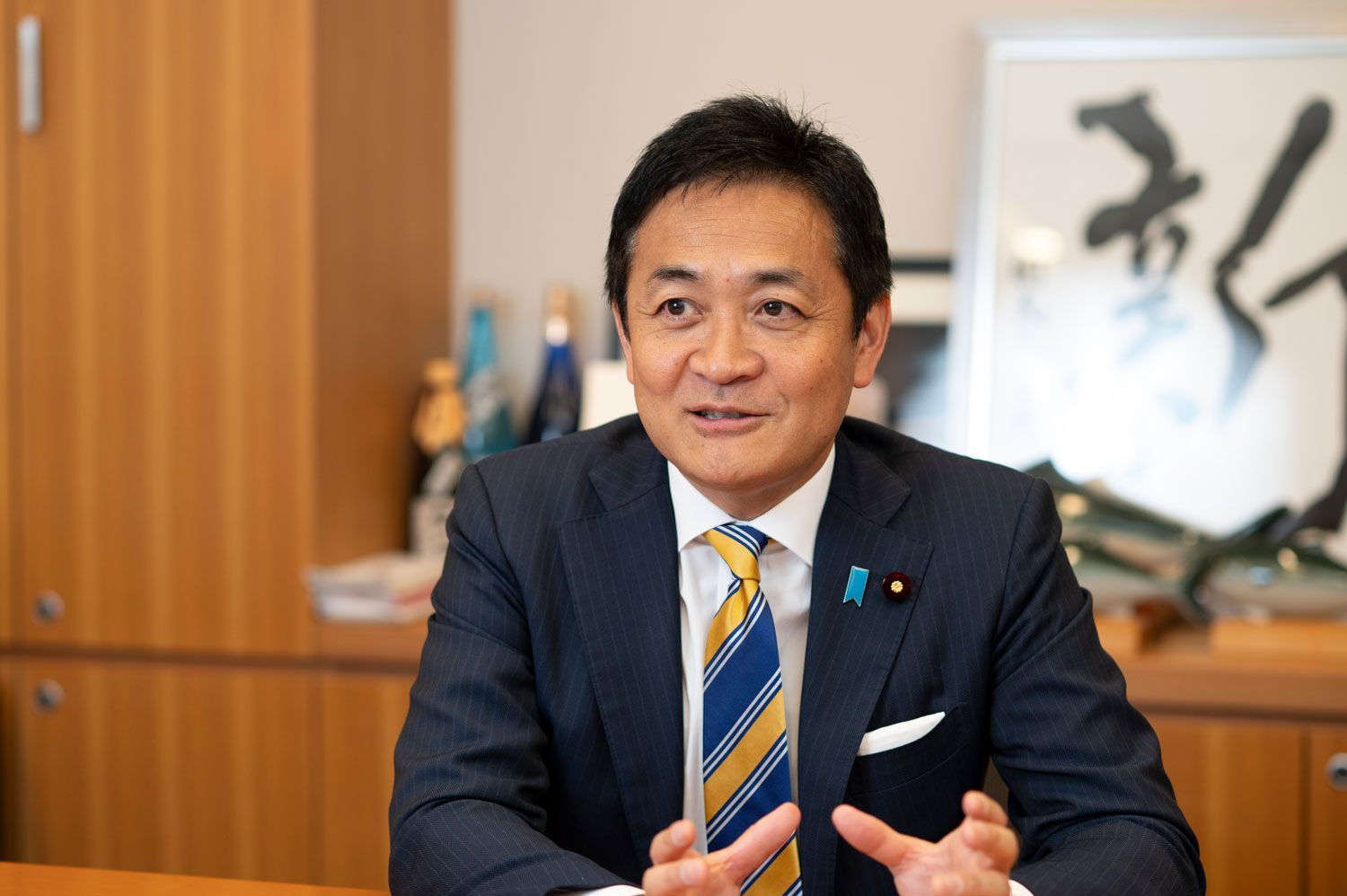 💥婚外情曝光!政客与女星账号突被封?