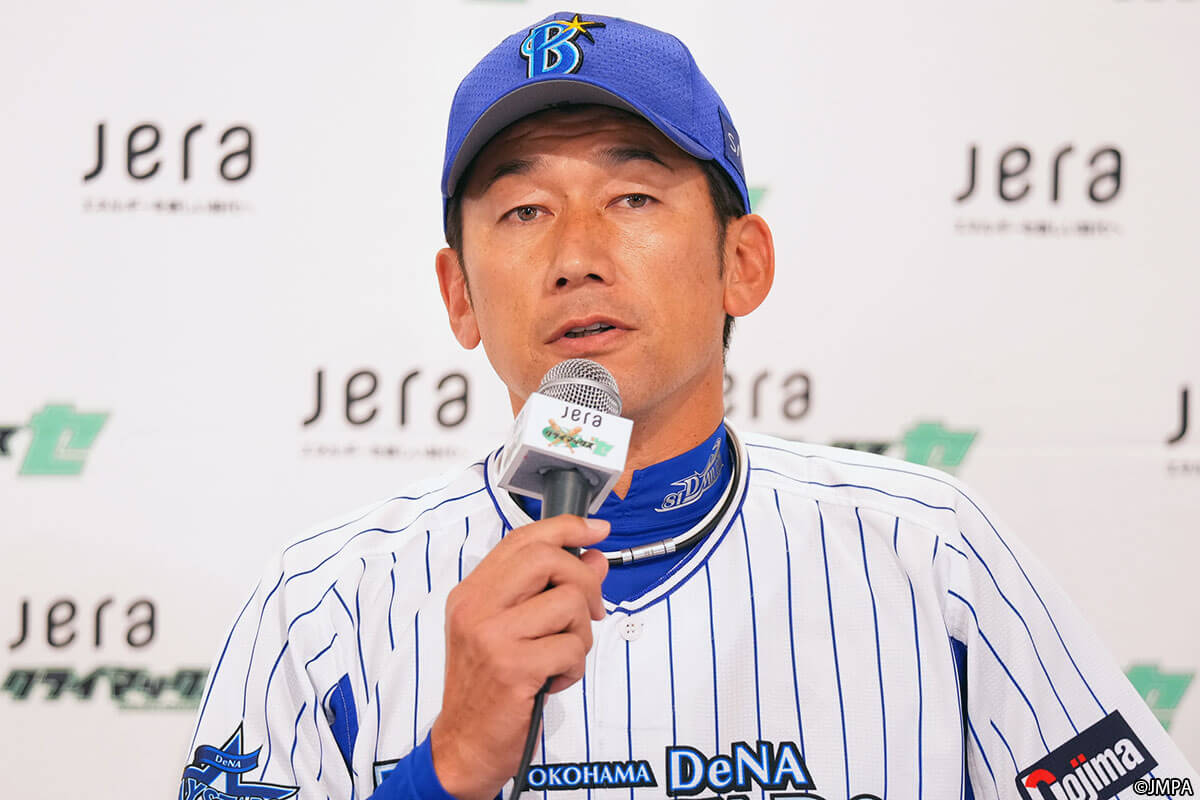 💥被架空敌人在背后捅刀？ 三浦監督离职的真相！