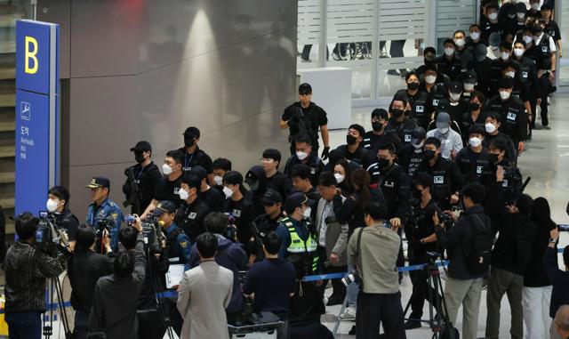 🚨🇰🇭 柬埔寨噩梦:韩国人被困诈骗团伙,被迫犯罪!