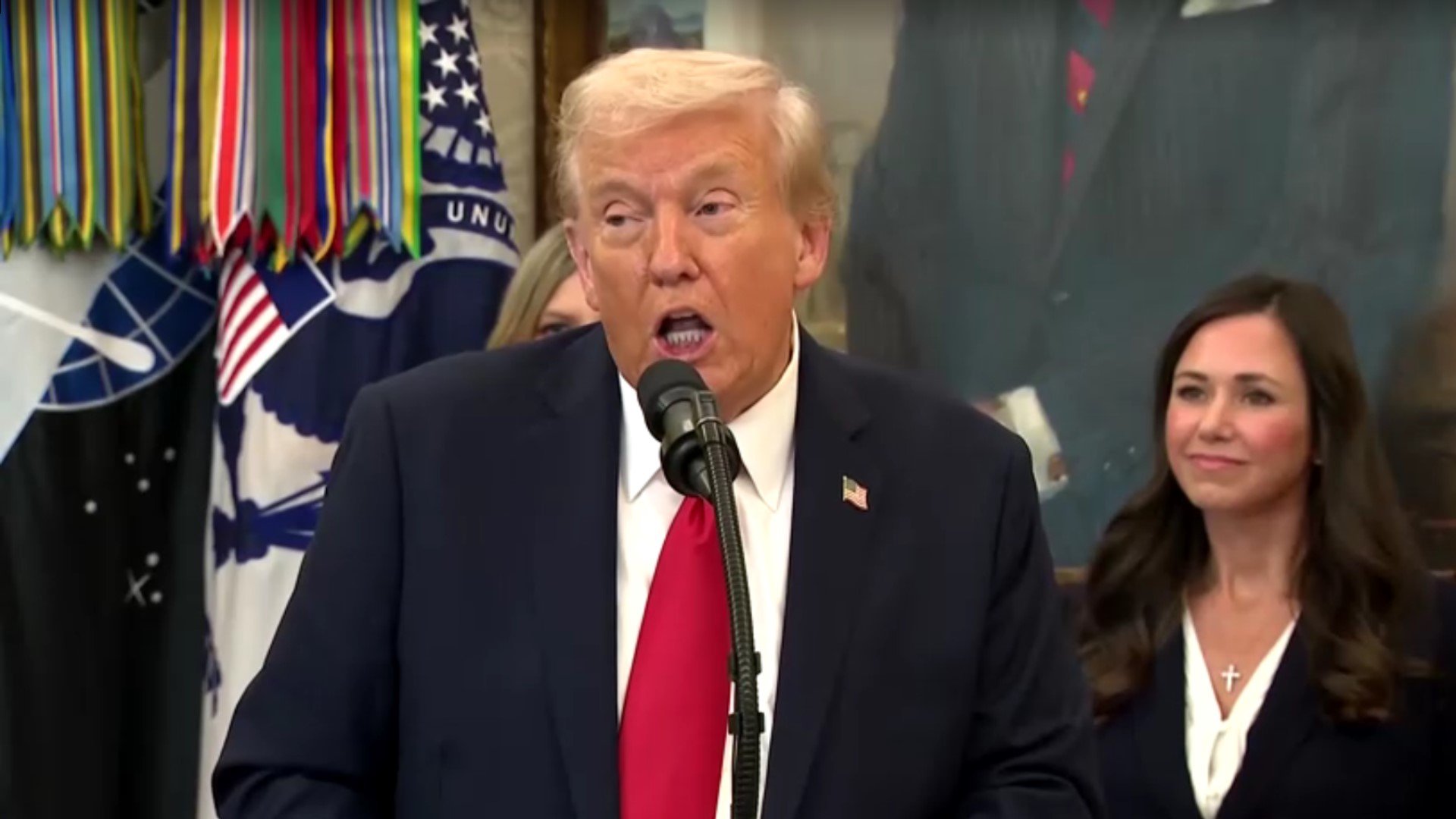 💥特朗普:对华关税玩不转!月底习主席见了!