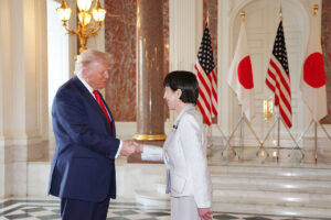 💥高市“献媚”外交引爆争议！谁是真·阻碍？ 封面