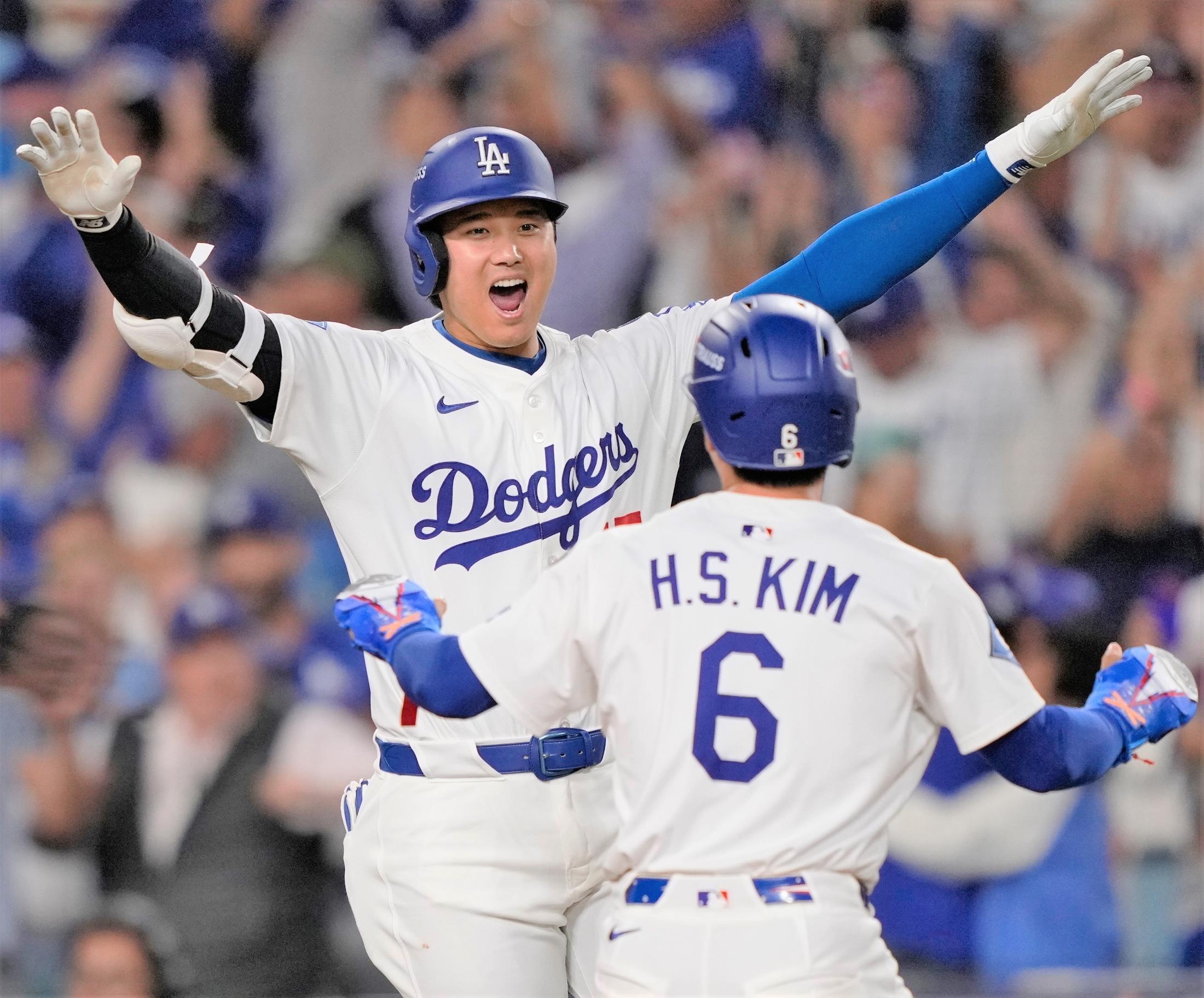 🔥绝境逆转!一球定胜负,传奇投手力挽狂澜!