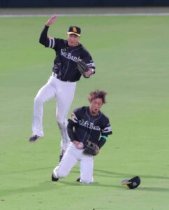 🔥痛！阪神绝杀机会溜走，球迷心碎！ 封面