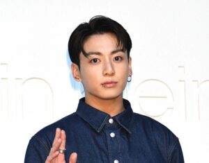 🚨防弹少年团成员家遭入侵！一人被捕，一人无罪释放！ 封面