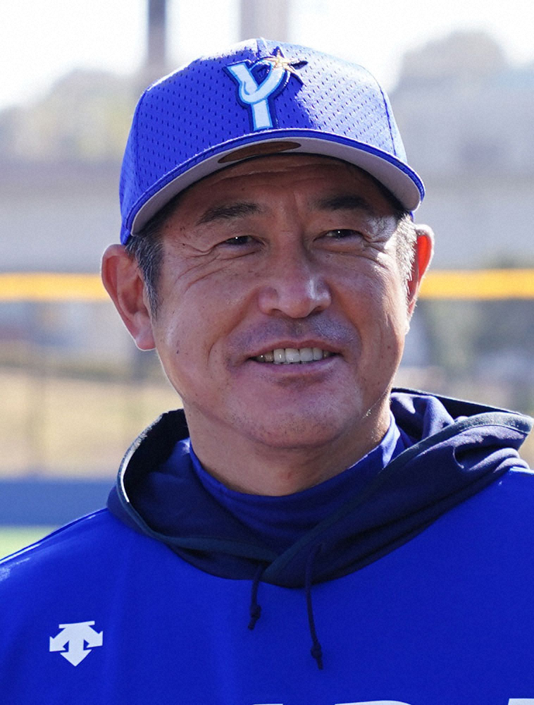 ⚾️ 昔日英雄落幕！石井琢朗教练告别横滨，一代传奇谢幕！