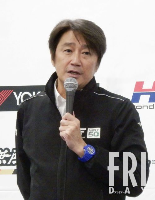 💥独家：顶流女赛车手被狂喷！幕后大佬竟逃跑？