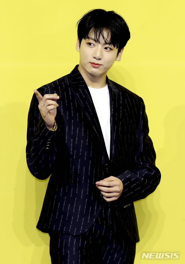 🚨防弹少年团柾国家遭入室！40岁女粉丝被捕！😱