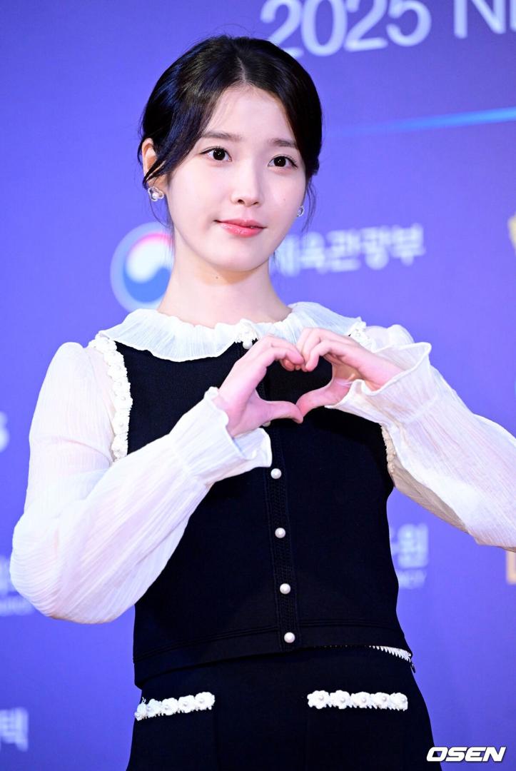 💥IU遭网络暴击！恶评者判刑，正义来啦！