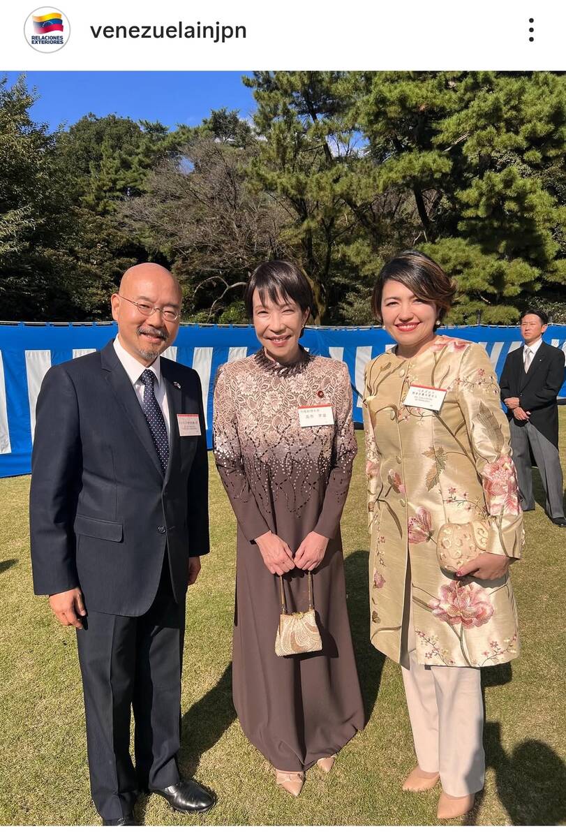 👗市长夫人太惊艳！礼服美翻，但…网友：有点担心？