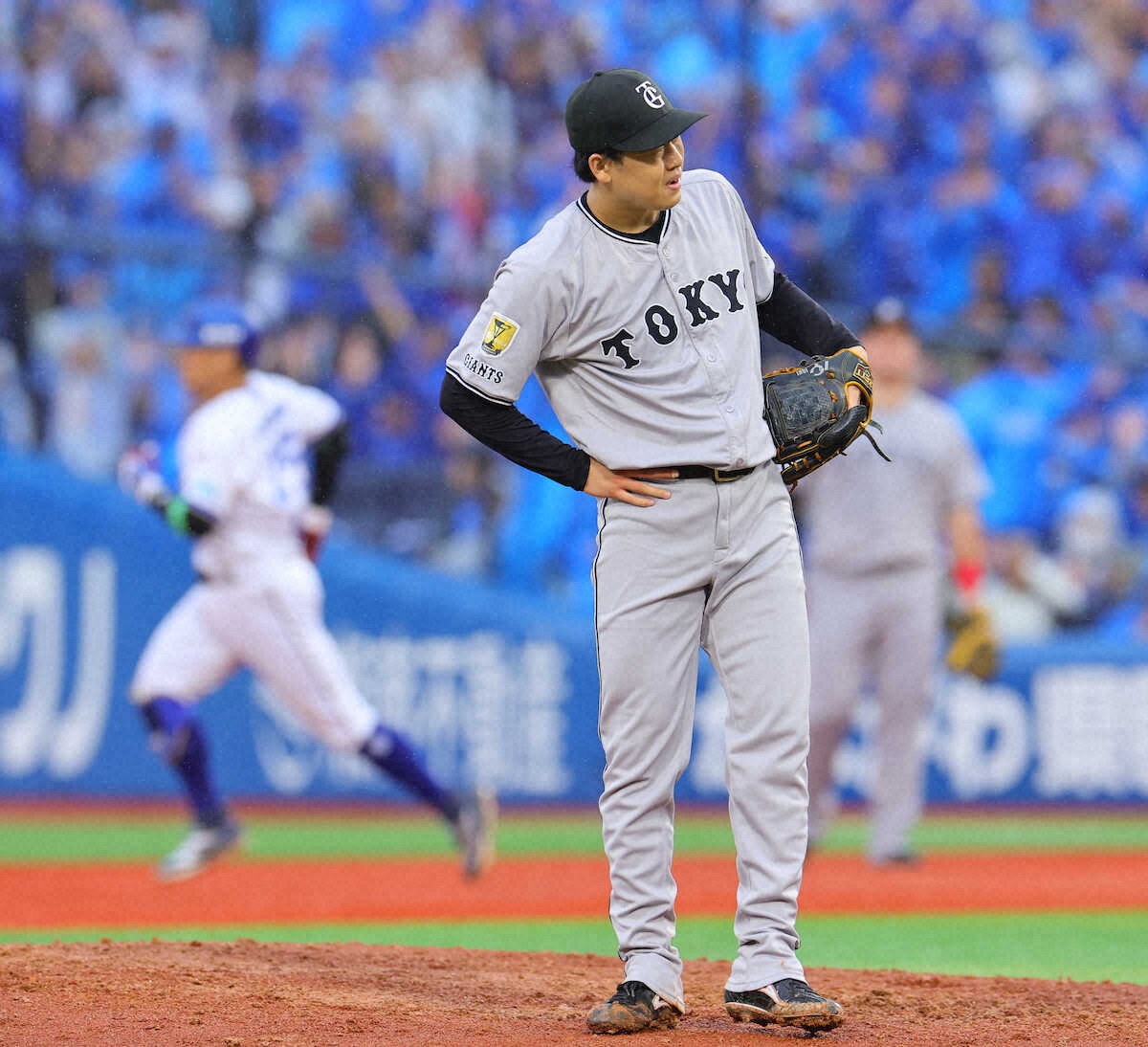 💥巨人惨败！敌地两安，被轰两弹，提前出局！