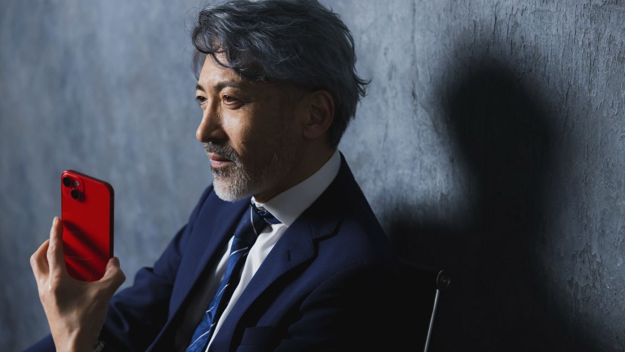 😭老爸哭着夸我考上大学,却在旅行中发现惊人真相!