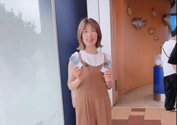 💖36岁差恋情！59岁女友的活力秘诀：人生得意须尽欢！✨